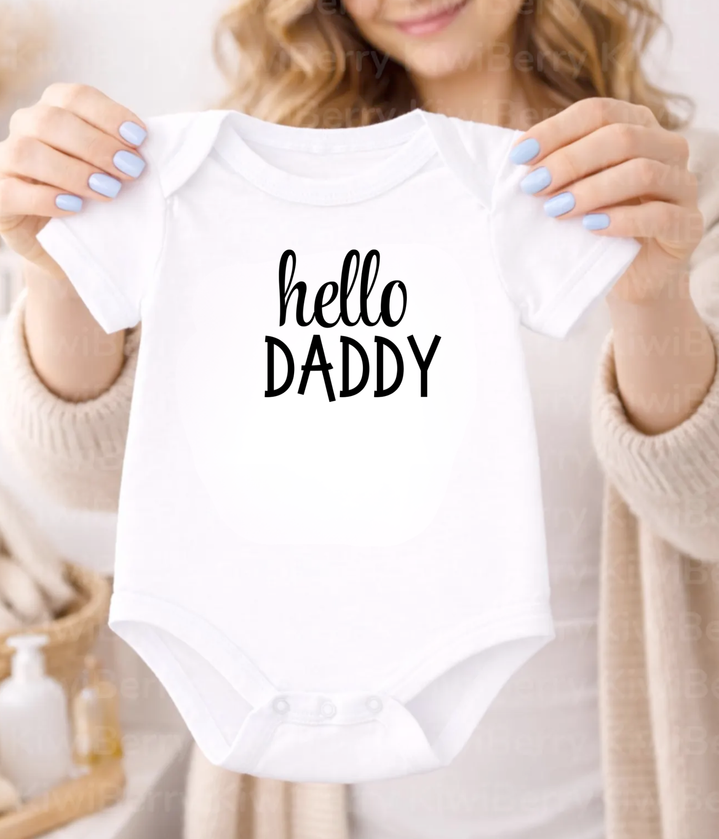 Hello Daddy Infant Baby Tee – Cute Newborn Announcement Onesie