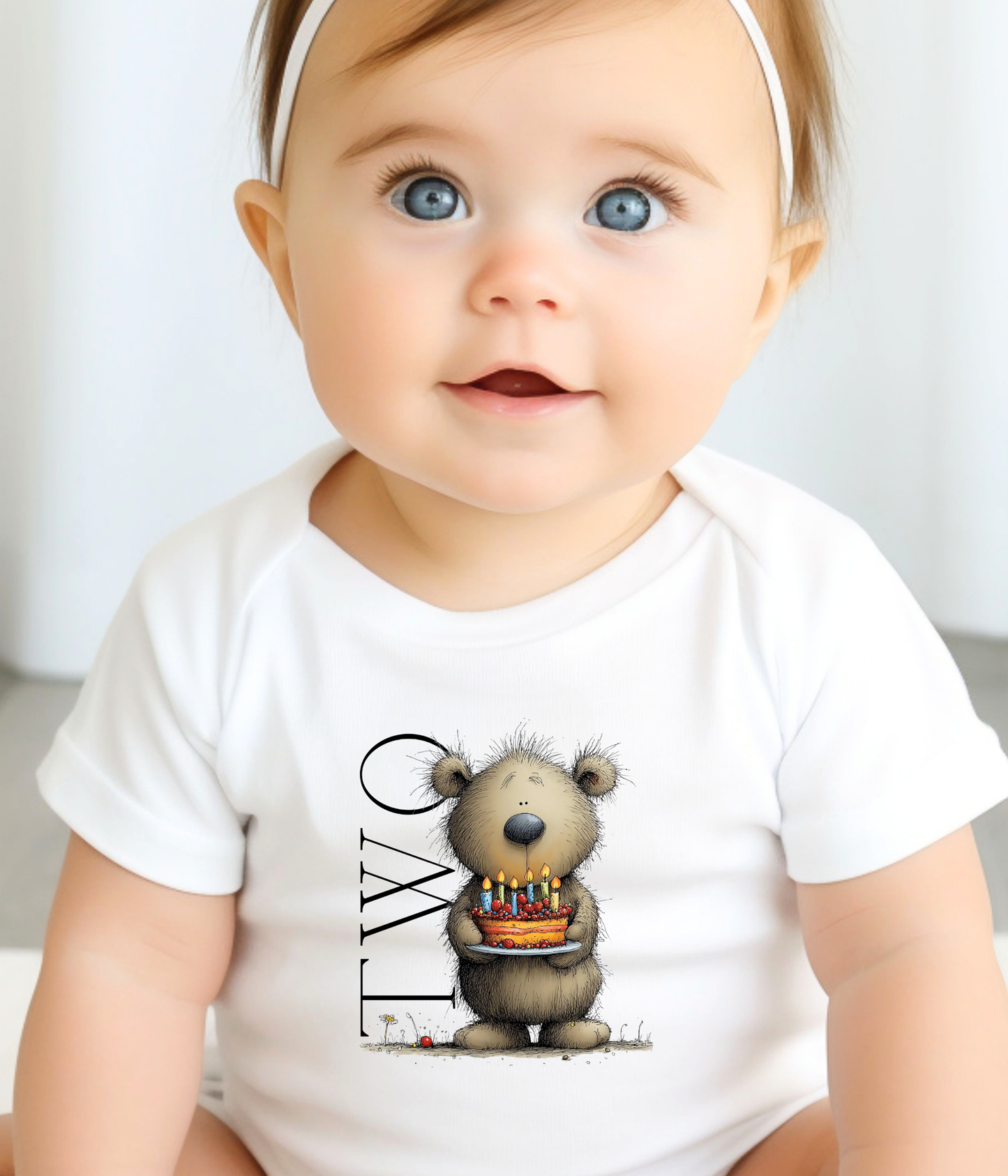 Second Birthday Bear One-Piece – Cute “TWO” Baby Birthday Outfit, 2nd Birthday Bodysuit, Toddler Birthday Shirt, Cake Smash Outfit