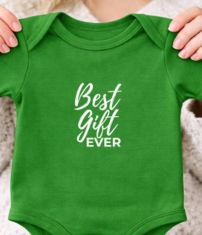 Best Gift Ever Baby One-piece – Cute Christmas Baby Outfit – Holiday Infant Bodysuit - Baby Shower & Christmas Gift Idea